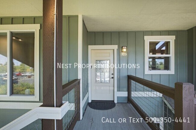 Building Photo - 6432 Melby Way NE