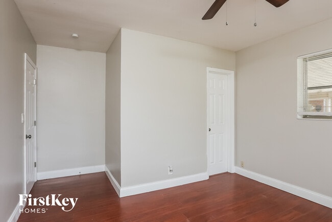 Building Photo - 3460 NW 1st St