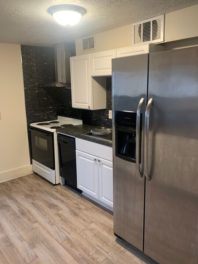 Building Photo - C&amp;C Rental Investments