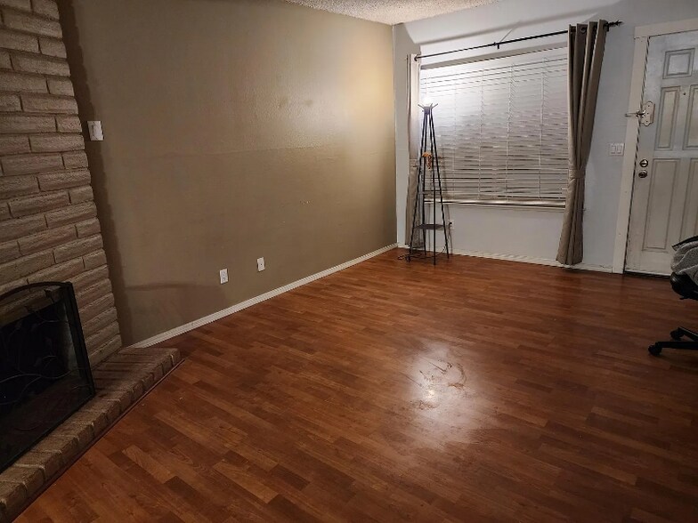 Building Photo - 6934 Sutro Ct