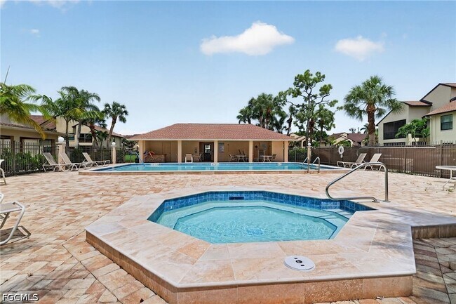 Building Photo - 8336 Charter Club Cir