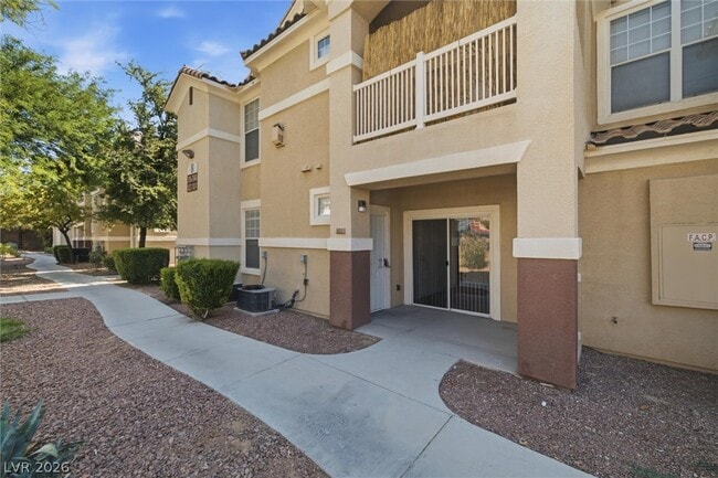 Building Photo - 5855 Valley Dr