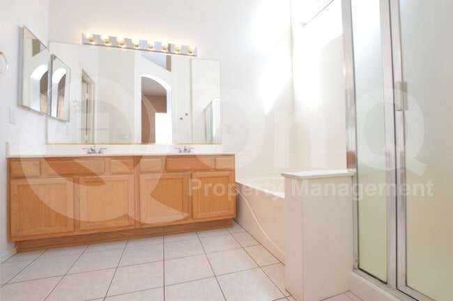 Building Photo - 5463 W Venus Way