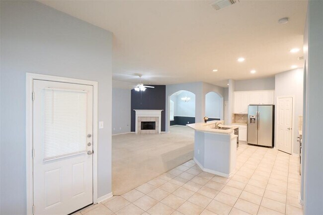 Building Photo - 24403 Lanning Dr
