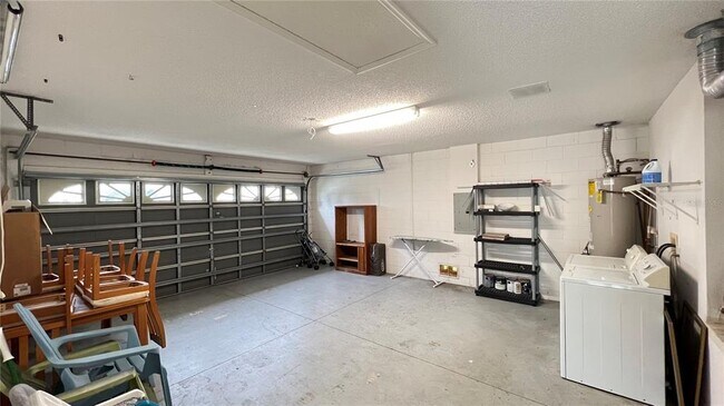 Building Photo - 2676 Autumn Creek Cir