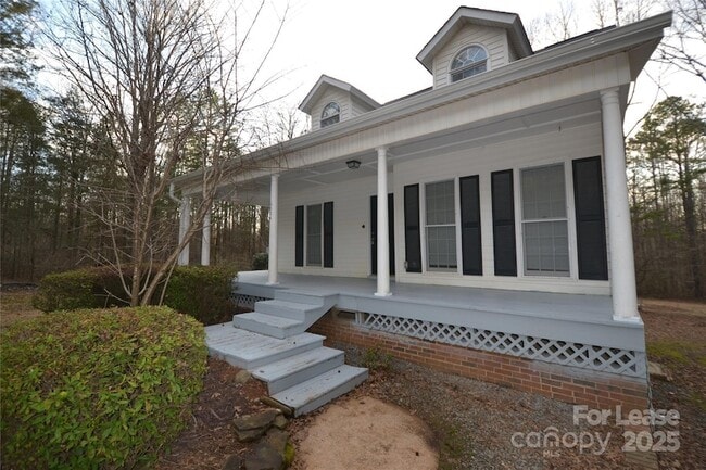 Building Photo - 9024 McElroy Rd