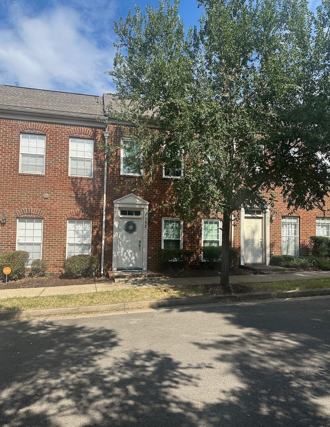 Primary Photo - Charming Lenox Village Townhome – 2 Bed, 2...