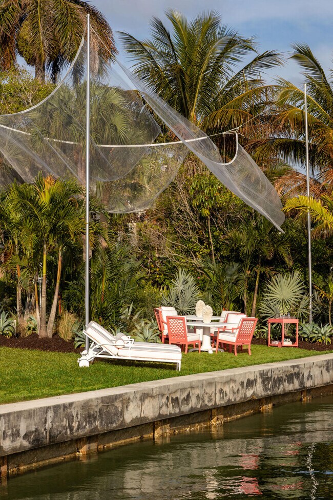 Building Photo - 3410 N Flagler Dr