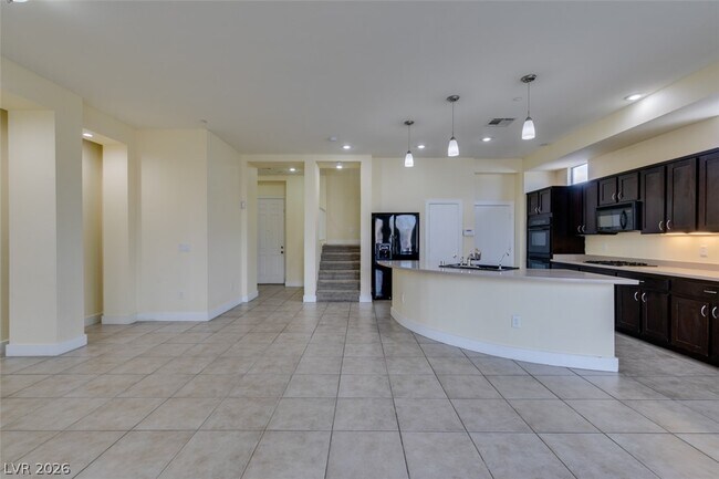 Building Photo - 228 Frapuccino Ave