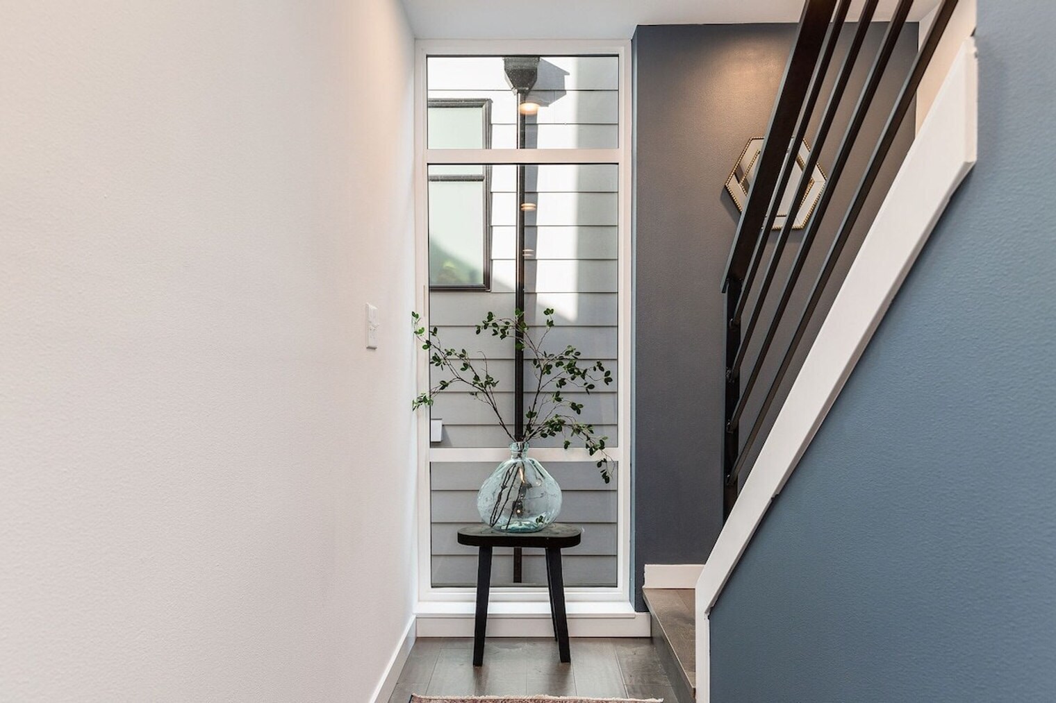 Building Photo - 762 Belmont Pl E