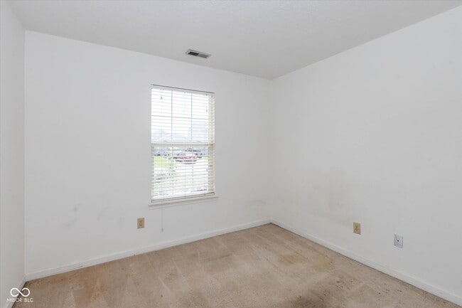 Building Photo - 7136 Pluto Dr