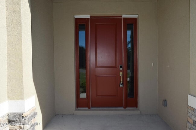 Building Photo - 3143 Fullerton Ave