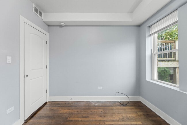 Building Photo - 7752 S Wood St