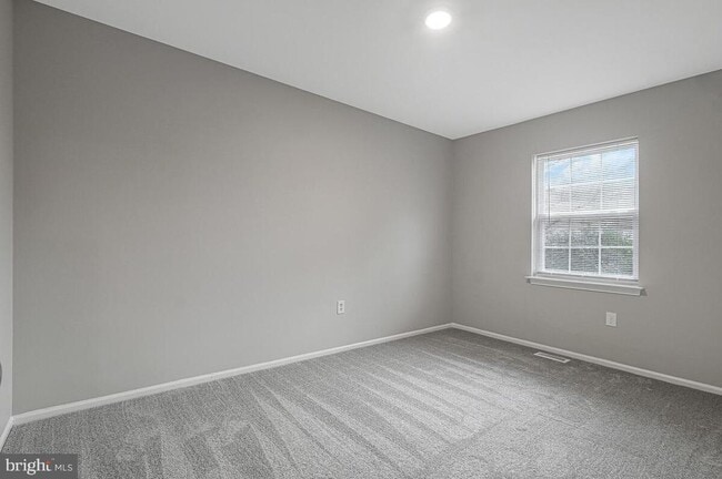 Building Photo - 5204 Flounder Ct W