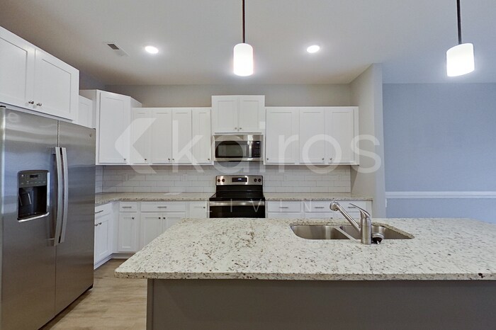 Building Photo - 3717 Oak Leaf Wy