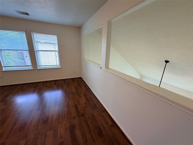 Building Photo - 14930 Berncrest Ln