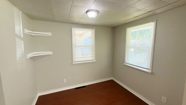 Building Photo - EAST SIDE 3 BEDROOM RANCH WITH CARPORT AVAILABLE NOW!