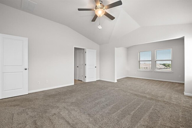 Building Photo - 11516 Maple Leaf Way