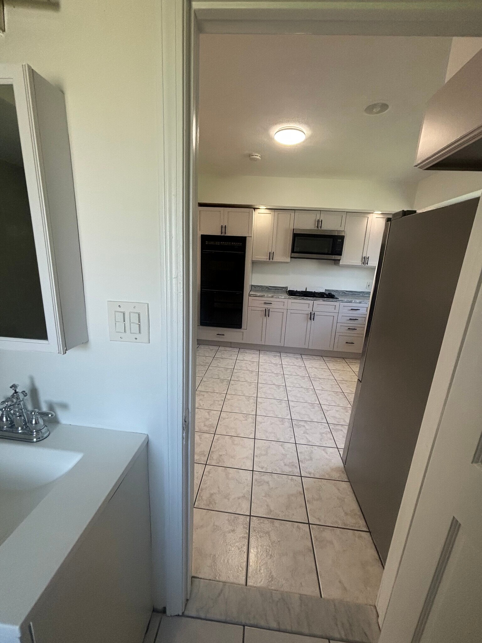 Building Photo - 33 Appleton St