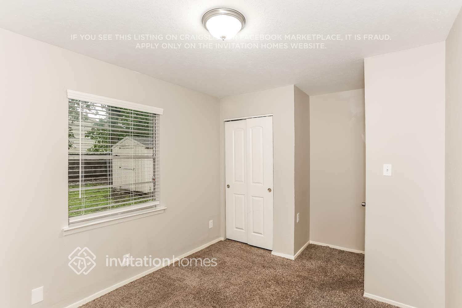 Building Photo - 811 Clover Park Dr