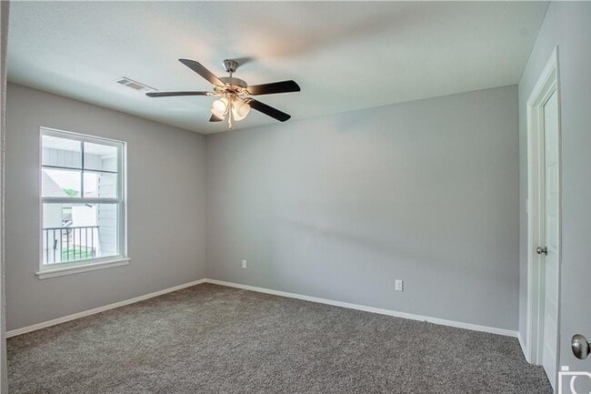 Building Photo - 1240 N Sicily Ln
