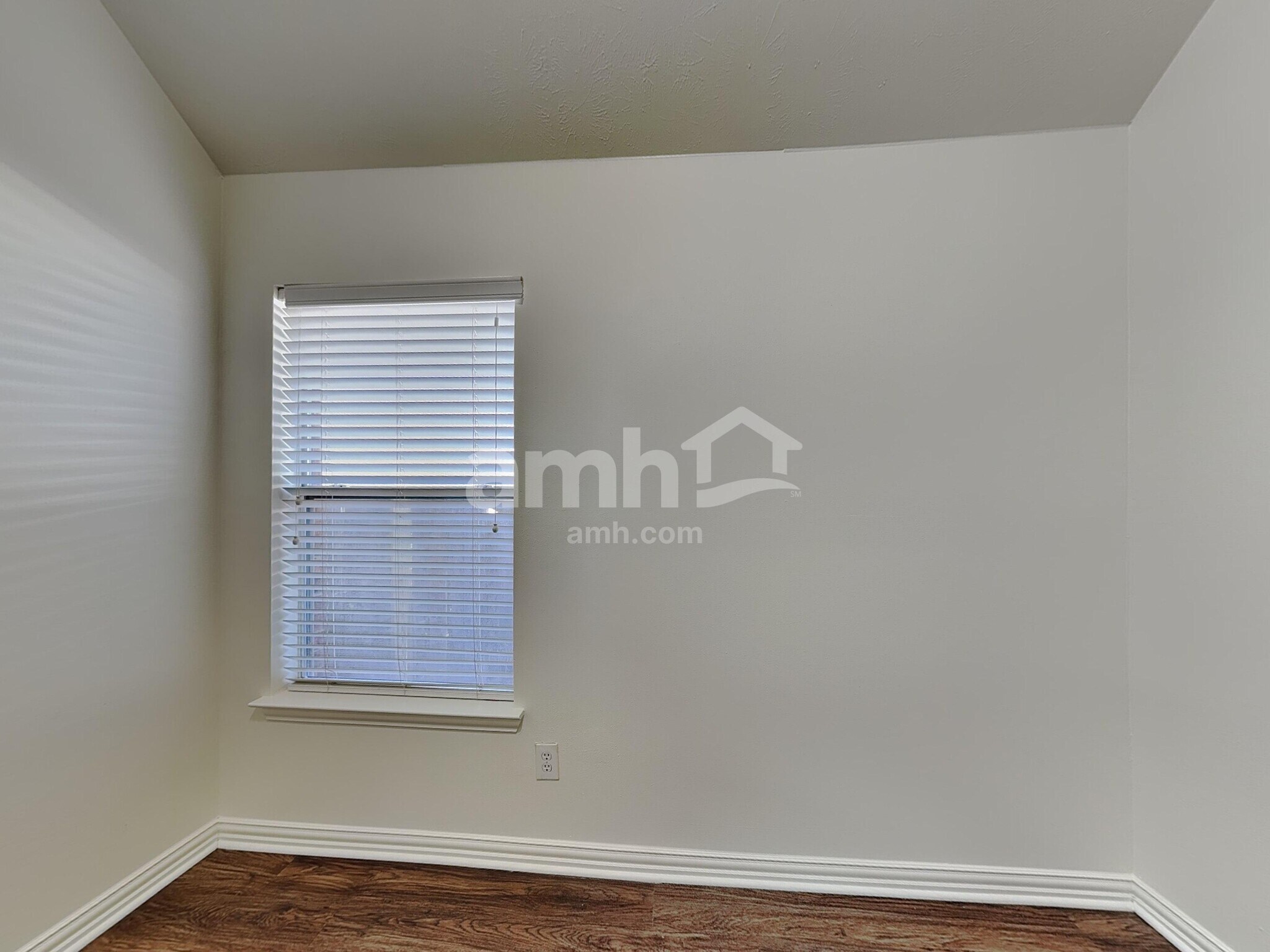 Building Photo - 20015 Leithcrest Way