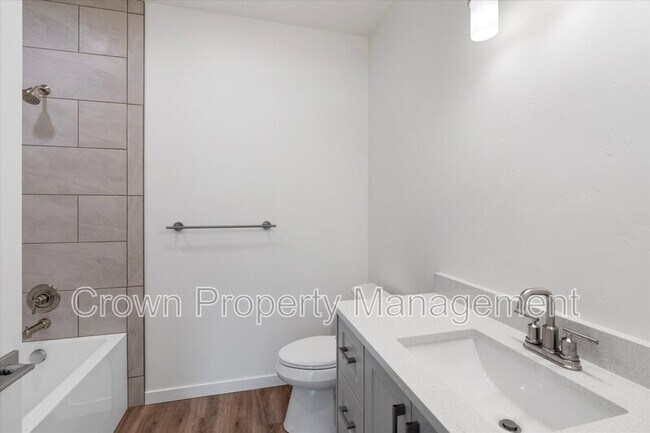 Building Photo - 133 Bench Run