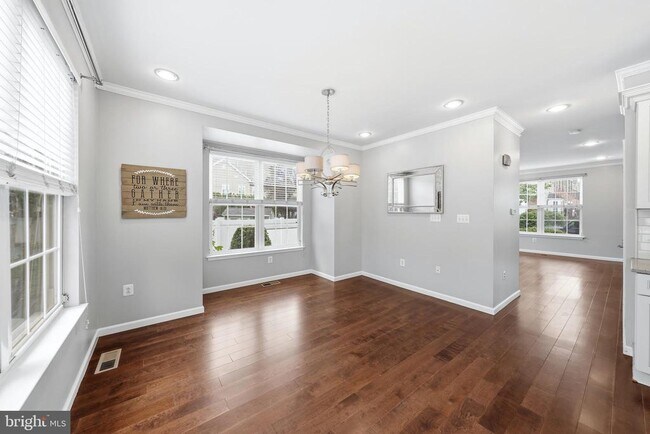 Building Photo - 3518 Trevi Ct