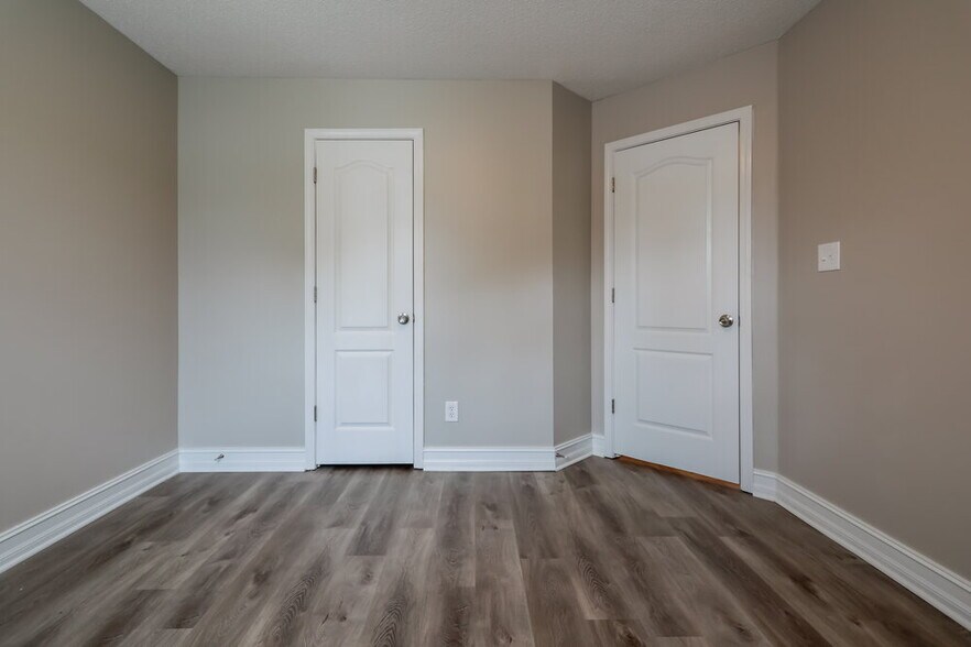 Building Photo - 275 Eagle Way