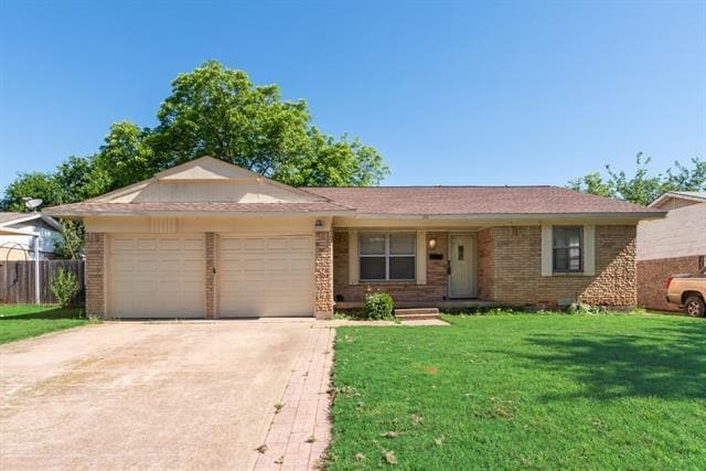 Building Photo - 311 Azalea Ln