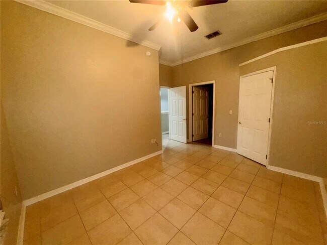 Building Photo - 145 Reserve Cir