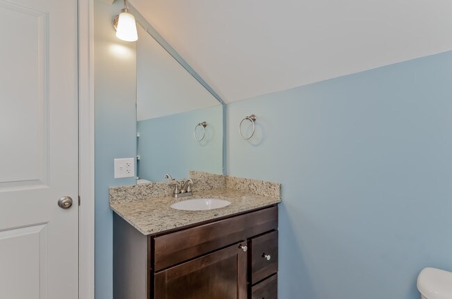 Building Photo - 1144 California St NW