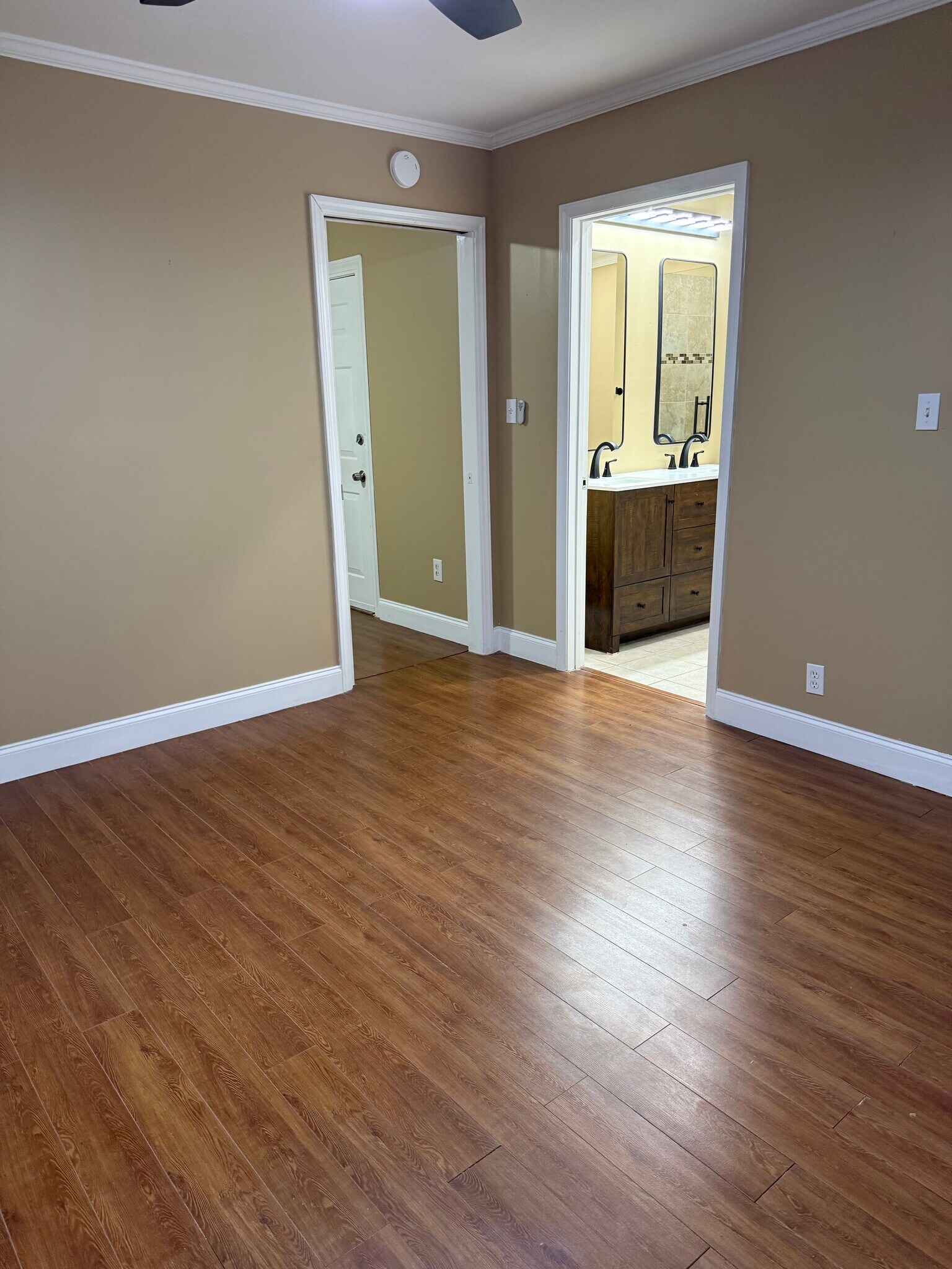 Primary Bedroom #1 with Ensuite Bathroom - Double Vanity, Custom Shower, and Laundry Room - 18 Waters Ave