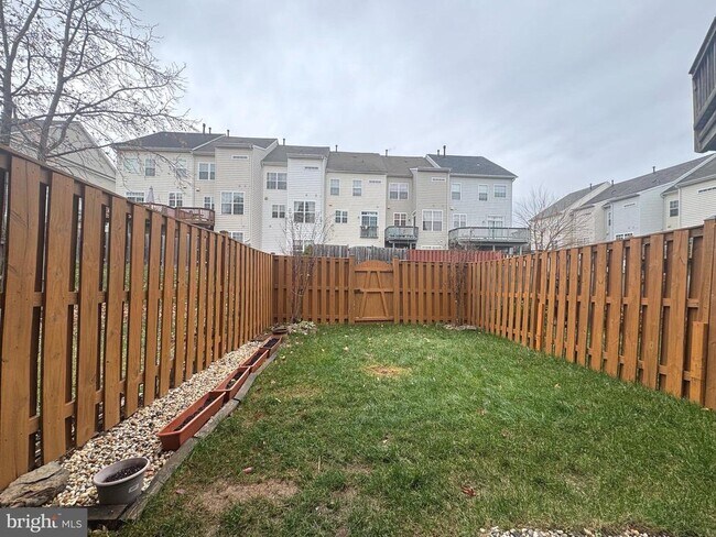 Building Photo - 42496 Coronado Terrace