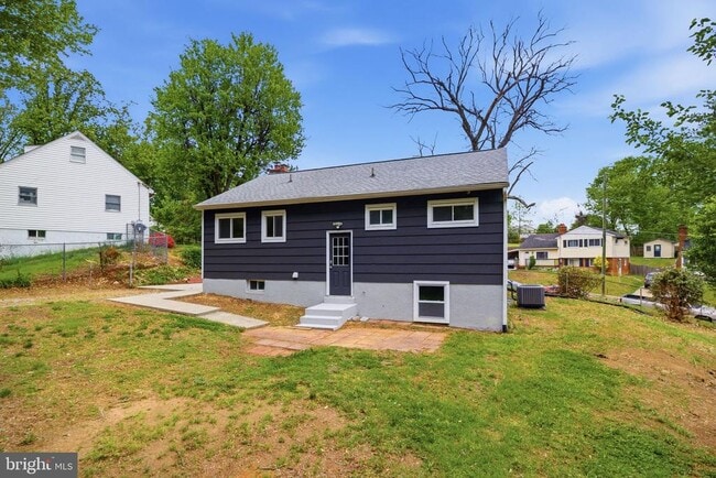 Building Photo - 13206 Staggs Ct