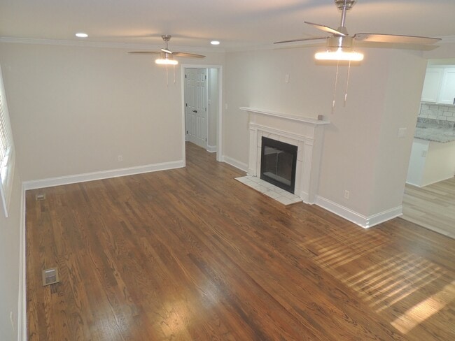 Building Photo - 2025 Womble Dr