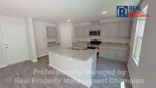 Building Photo - Space Galore in This Beautiful 5 BD/3 BA H...