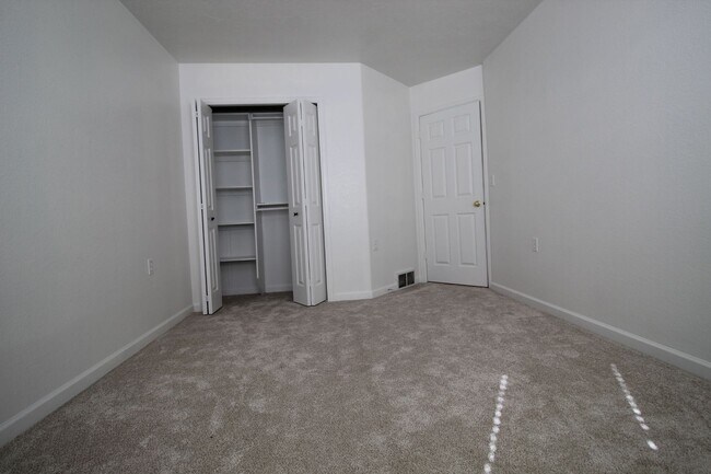 Building Photo - Great Home in West Greeley