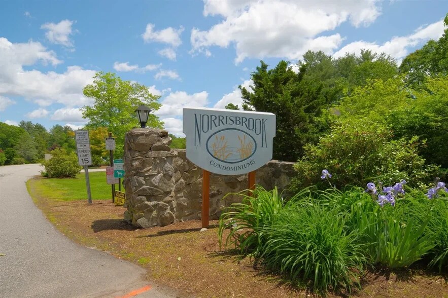 Building Photo - 50 Brookside Dr