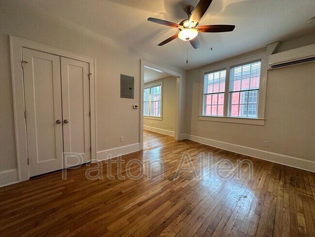 Building Photo - 444 Haywood Rd