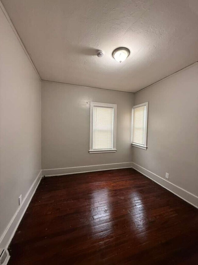 Building Photo - 13331 Strathmoor St