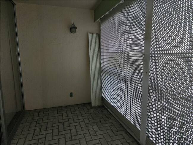 Building Photo - 7001 Environ Blvd