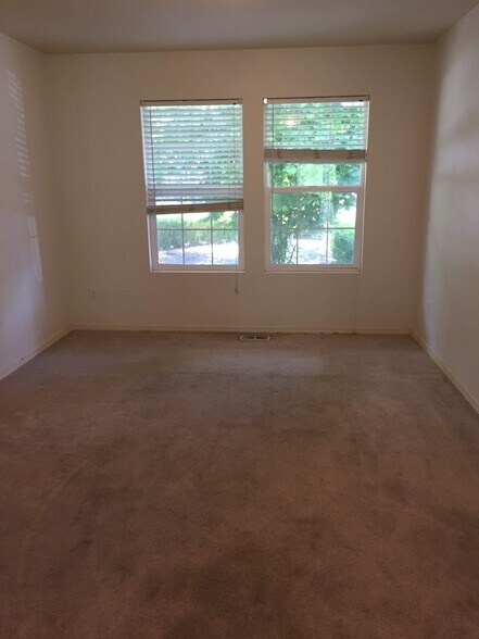 office downstairs - 4433 115th St SE