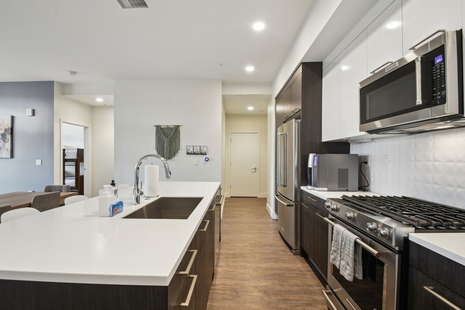 Building Photo - 2880 Zuni St