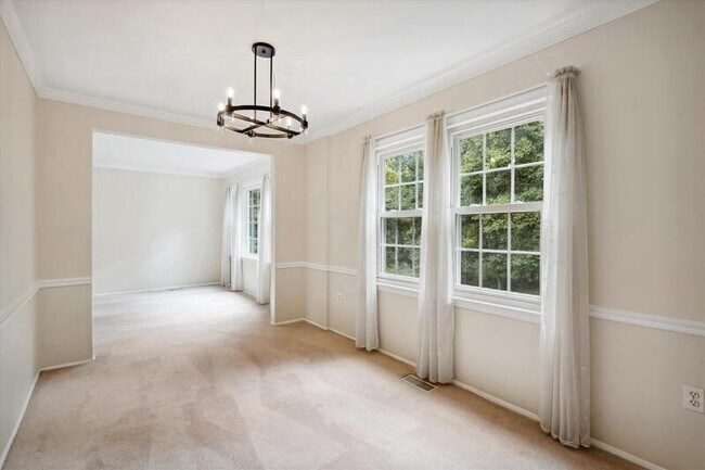 Building Photo - 11403 Bronzedale Dr