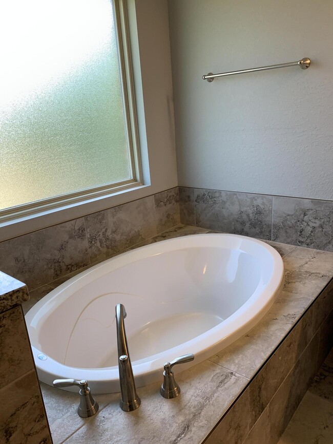 Building Photo - 2551 Tree Feather Ct