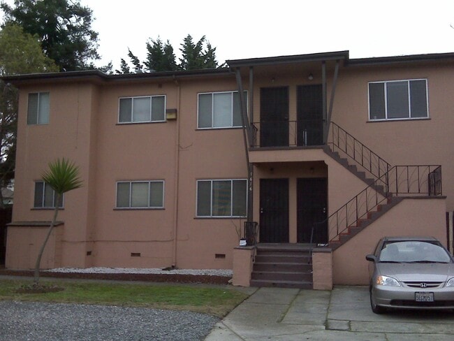 Primary Photo - 1616 Ward St