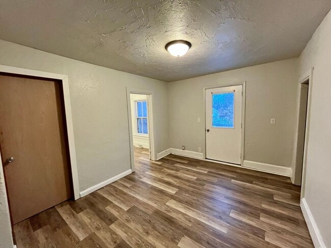 Building Photo - 4 Bed 2 Bath Single Family Home in Wausau