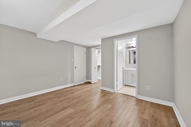 Building Photo - 2007 Kalorama Rd NW