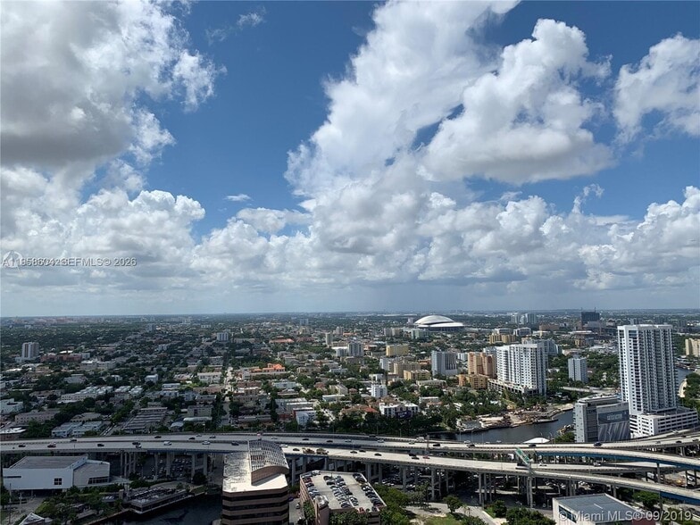 Building Photo - 90 SW 3rd St